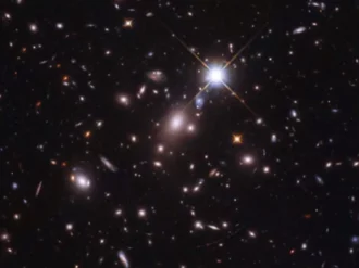NASA. Telescopio Hubble capturó a «Earendel «, la estrella más lejana que se ha observado