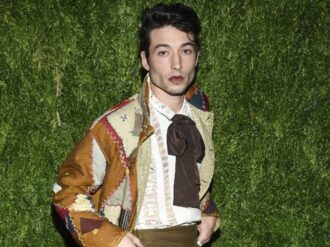 Ezra Miller, actor de «The Flash», es arrestado tras alterar el orden en un bar