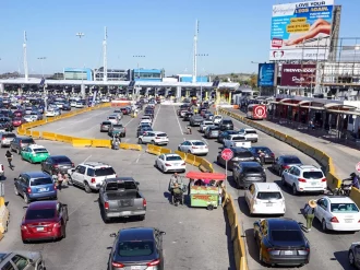 EU detecta alza en llegada de ucranianos y rusos por la frontera con México