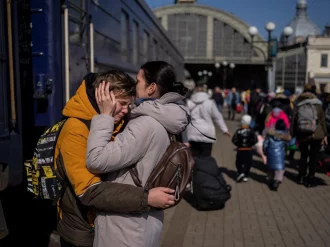 Al menos 10 millones de personas han huido de Ucrania tras inicio de la guerra en Rusia: ONU