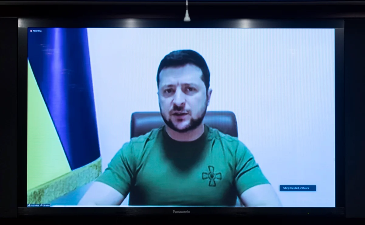 Volodimir Zelensky pide a Biden ser «el líder de la paz» y ayudar más a Ucrania