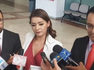 Interpone gobierno 50 denuncias penales contra exservidores públicos