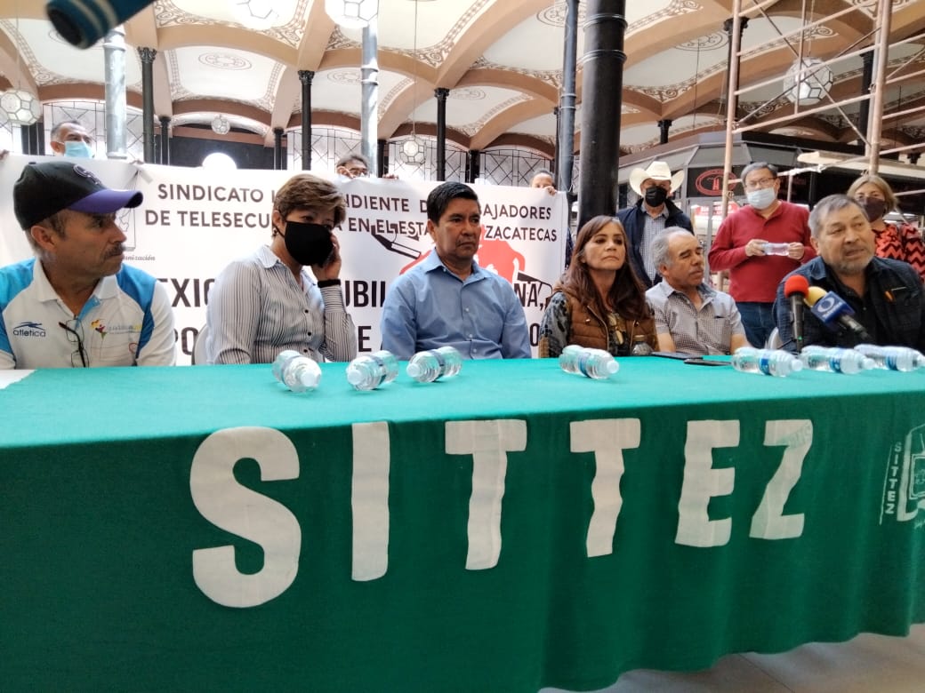 Frenan la jubilación de 91 docentes; aseguran que no hay liquidez