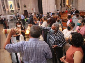 Los fieles salieron sin temor durante Semana Santa: obispo