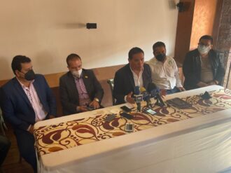 Se unen sindicatos magisteriales para mostrar inconformidad contra gobierno