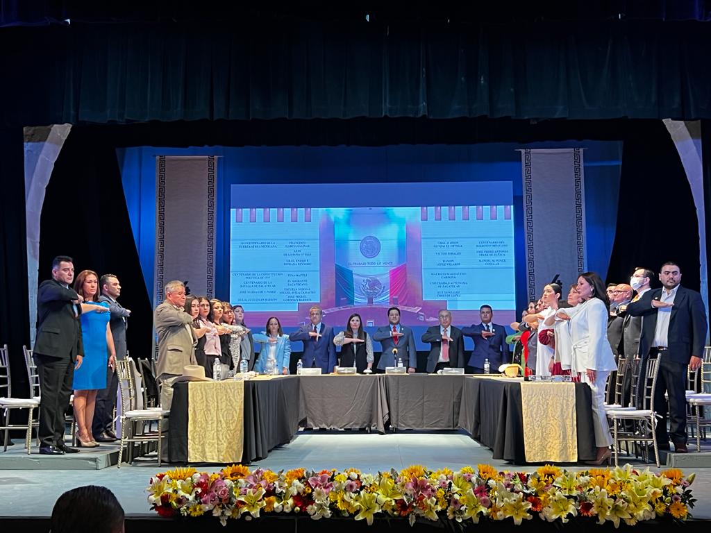 Celebran los tres Poderes del Estado el 450 aniversario de Jerez
