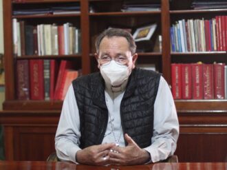 Se solidariza obispo con deudos de policías asesinados