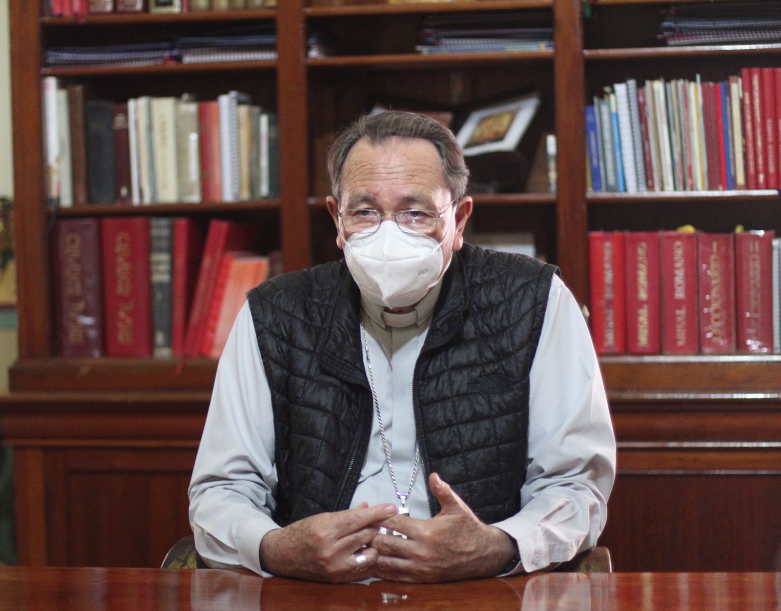 Se solidariza obispo con deudos de policías asesinados