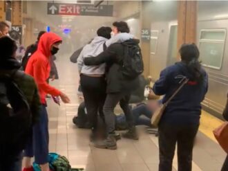 Luchan por su vida heridos de bala de tiroteo en NY