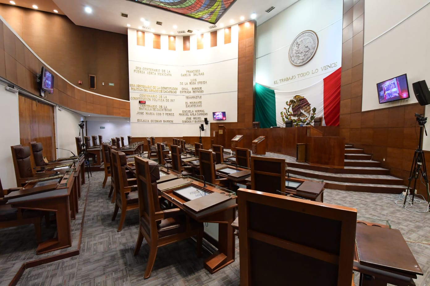 Piden acceso directo de mujeres víctimas de violencia y personas desplazadas a programas sociales