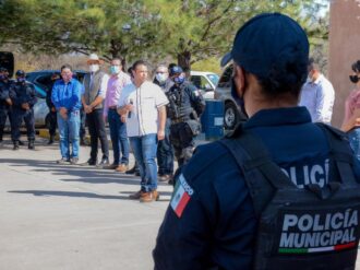 Urge mejorar condiciones laborales para los policías: Miguel Varela