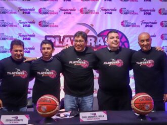 Presentan al equipo de basquetbol Plateras de Fresnillo