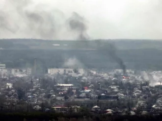 Continúa intercambio de bombardeos entre Rusia y Ucrania al este del país