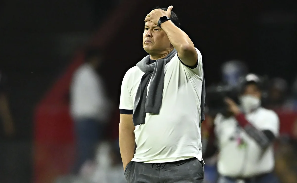 Juan Reynoso se irá de Cruz Azul si no gana la Liga MX