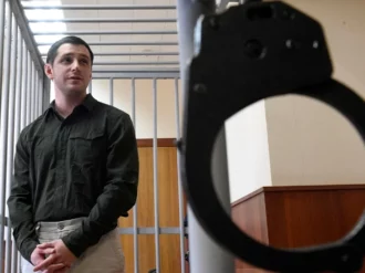 Rusia y EU intercambian prisioneros; pese a ello, Washington no espera mejora en relaciones bilaterales