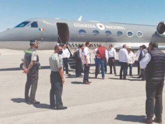Denuncian presencia de jefe de Guardia Nacional y uso de avión en acto de Morena
