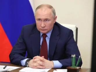 EU sanciona a dos hijas adultas de Vladimir Putin y anuncia nuevos castigos a bancos rusos