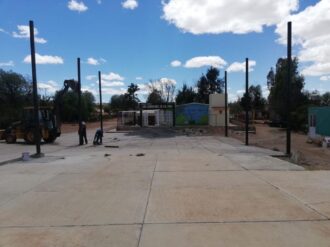 Construyen techo en la explanada principal de Jesús María, Pánuco