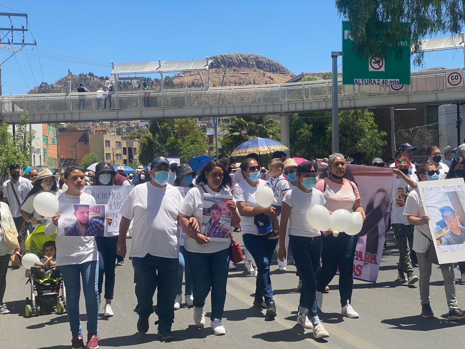 Exigen justicia tras asesinato de estudiantes universitarios