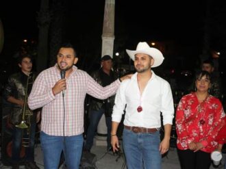 Festejo con callejoneada en Juan Aldama