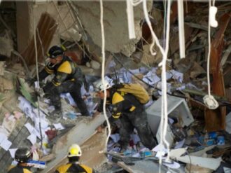 Suman 30 fallecidos tras explosión en Hotel Saratoga, Cuba