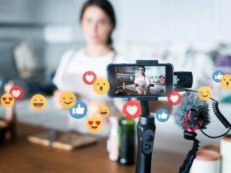 Busca Morena que paguen impuestos los influencers