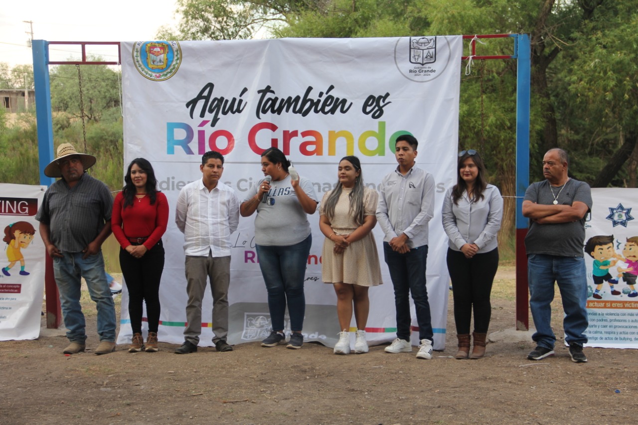 Acercan servicios municipales a la población en La Rastrera, Río Grande