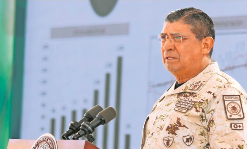 Analiza Sedena fabricar armas a policías estatales