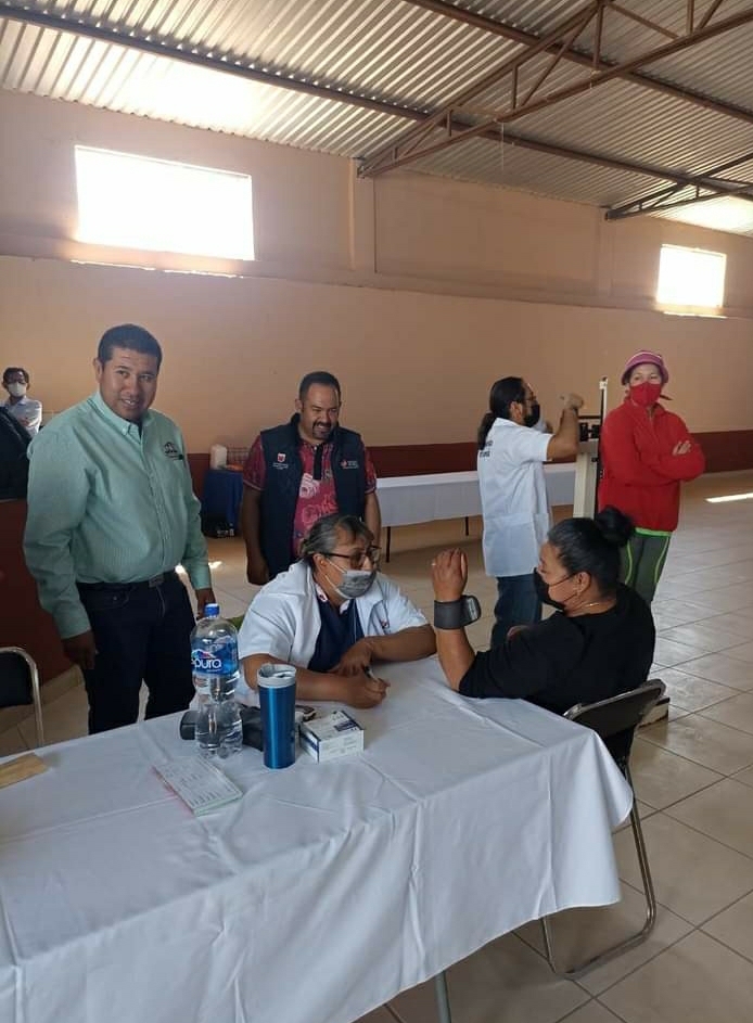 Llevan atención médica a las comunidades