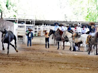 Pasa Jaral del Progreso a la segunda etapa del campeonato estatal charroEn