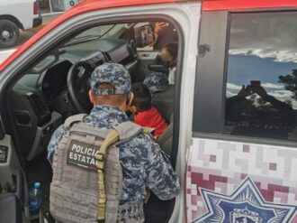 Policías hacen realidad el sueño de Leonel