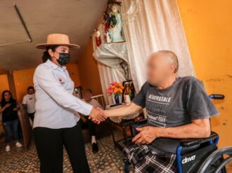 Entrega el SEDIF apoyos sociales y alimentarios en Chalchihuites