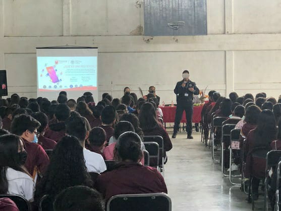 Previenen contra el delito sexual y cibernético