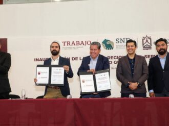 Se da la firma de convenio con la Secretaría del Trabajo para fortalecer el empleo en Zacatecas