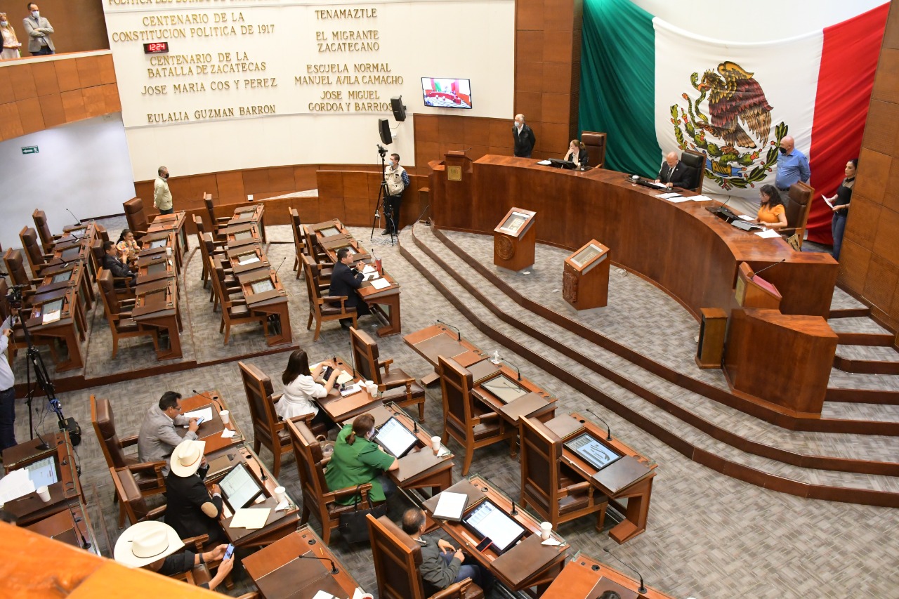 Piden legisladores un plan para proteger a estudiantes