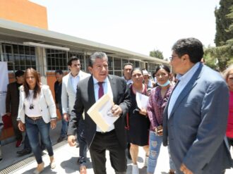 Anuncia el gobernador inversión de 1 mil millones de pesos adicionales para educación   