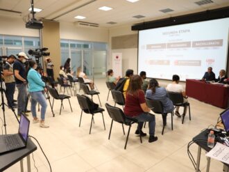 Zacatecas gana títulos en la Olimpiada de Matemáticas de Singapur y Asia