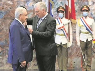 AMLO: insistiré a Biden que retire el embargo a Cuba