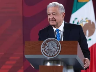AMLO confirma reunión con Ken Salazar sobre amago de no asistir a Cumbre de las Américas