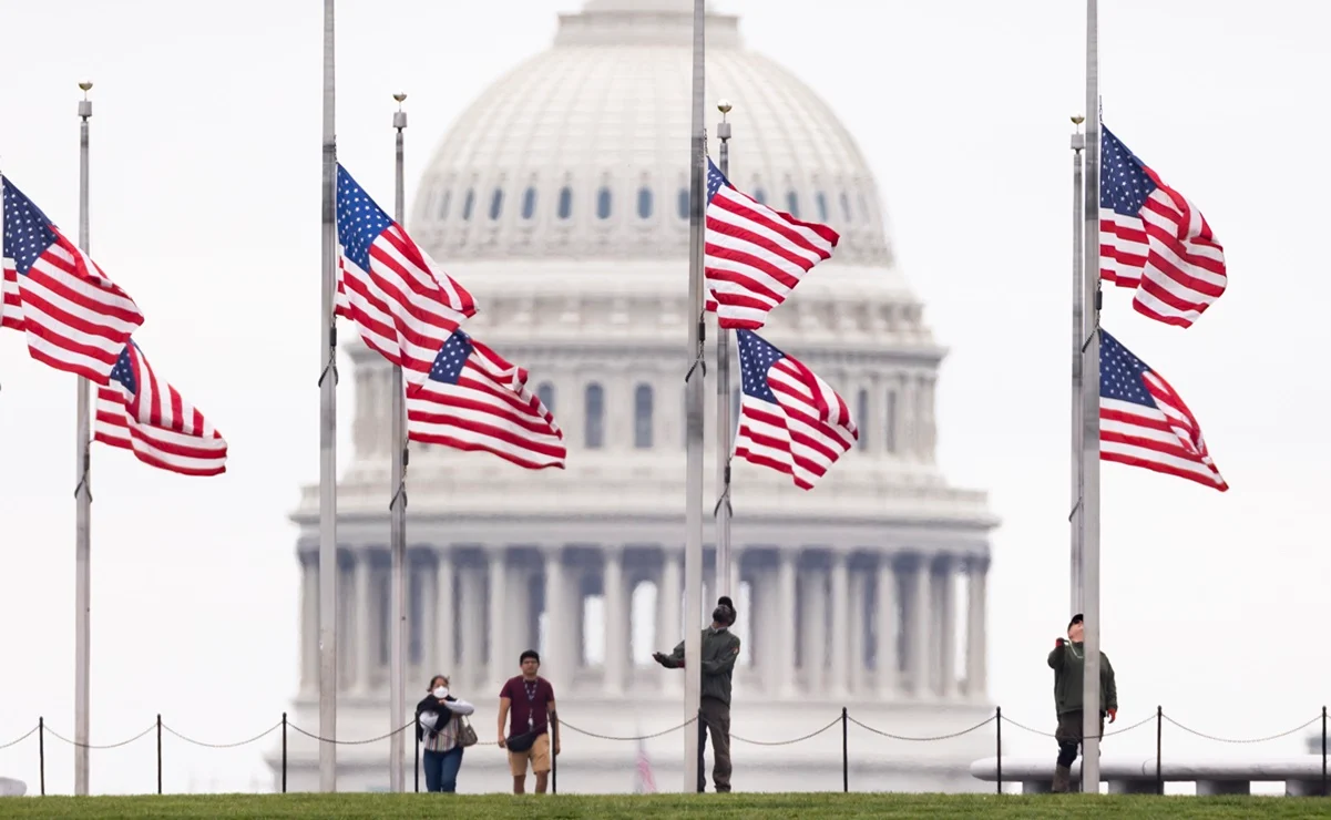 Joe Biden lamenta «trágico hito» en EU: el país alcanza un millón de fallecidos por Covid-19