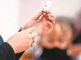 Avalan reservar datos de compra de vacunas