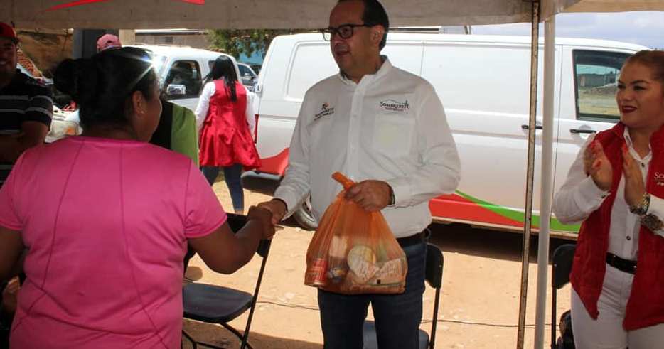 Entrega DIF de Sombrerete apoyos alimentarios
