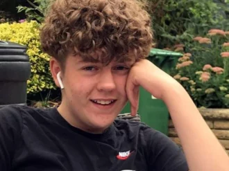 Olly, el niño de 13 años cuyo asesinato fue propiciado y planeado en redes sociales