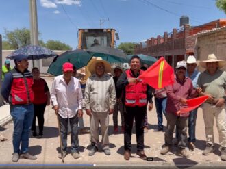 Rehabilitan calles en El Rucio, Villa de Cos