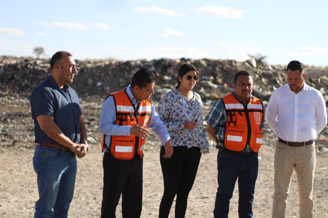 Alcalde de Río Grande visita basurero municipal para implementar medidas preventivas