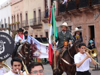 Cabalgan desde Morelos hasta La Bufa