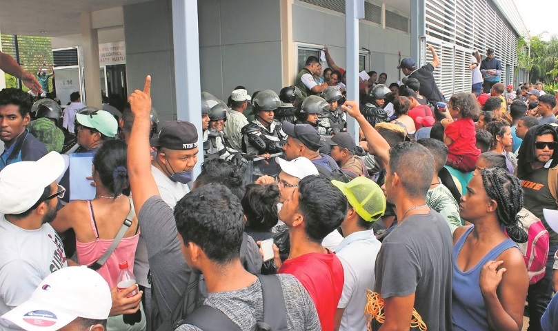 Cooperación con México contiene flujos migratorios: EU