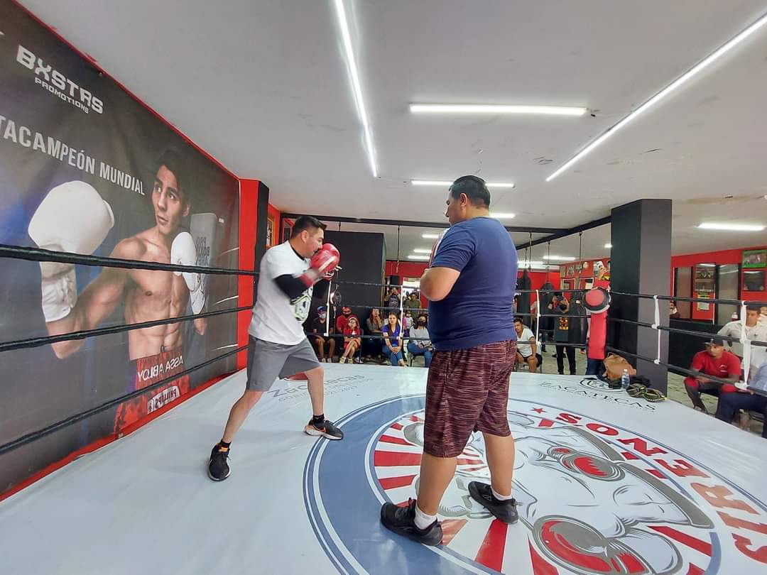 Cátedra de boxeo con El Travieso