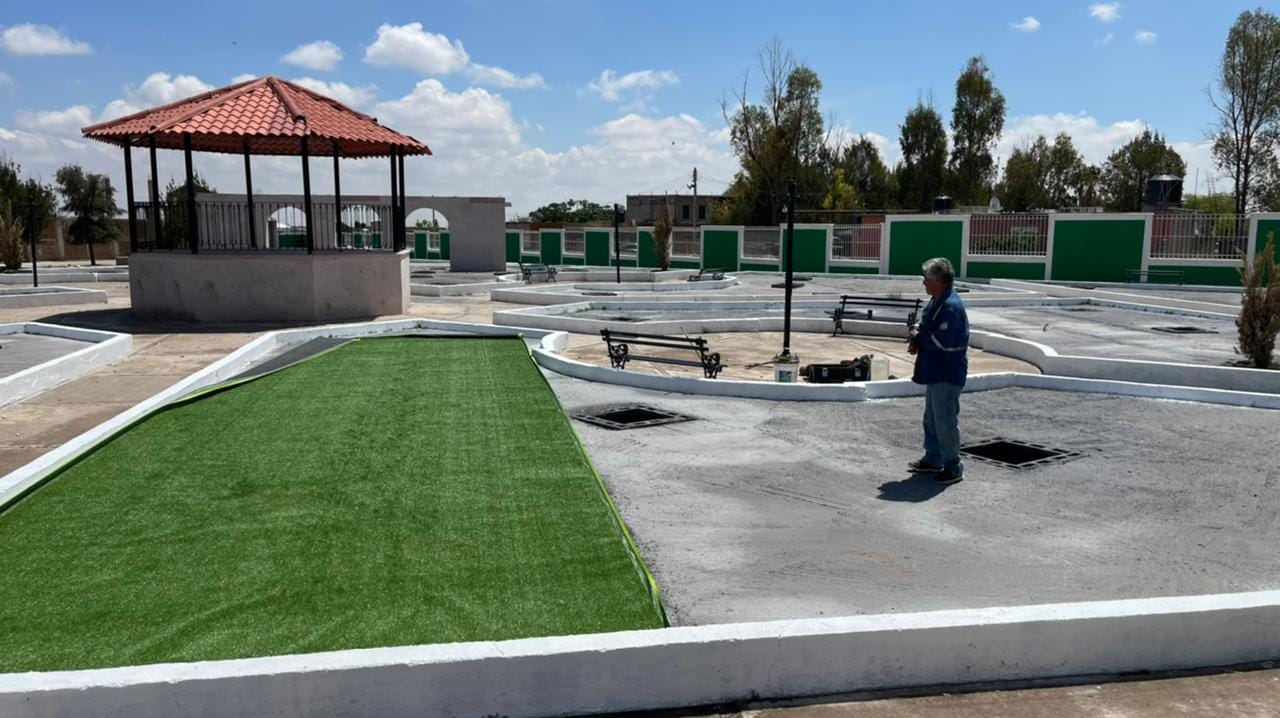 Remodelan plaza de Laguna Seca, Pánuco