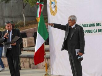 Me debo al gobernador: Marín a los diputados; no renuncia